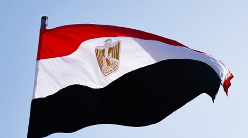 ملياردير إماراتي يعلن استعداده لإطلاق مشاريع كبرى في مصر